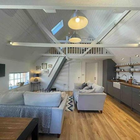 Appartamento The Coach House Alderbury Esterno foto