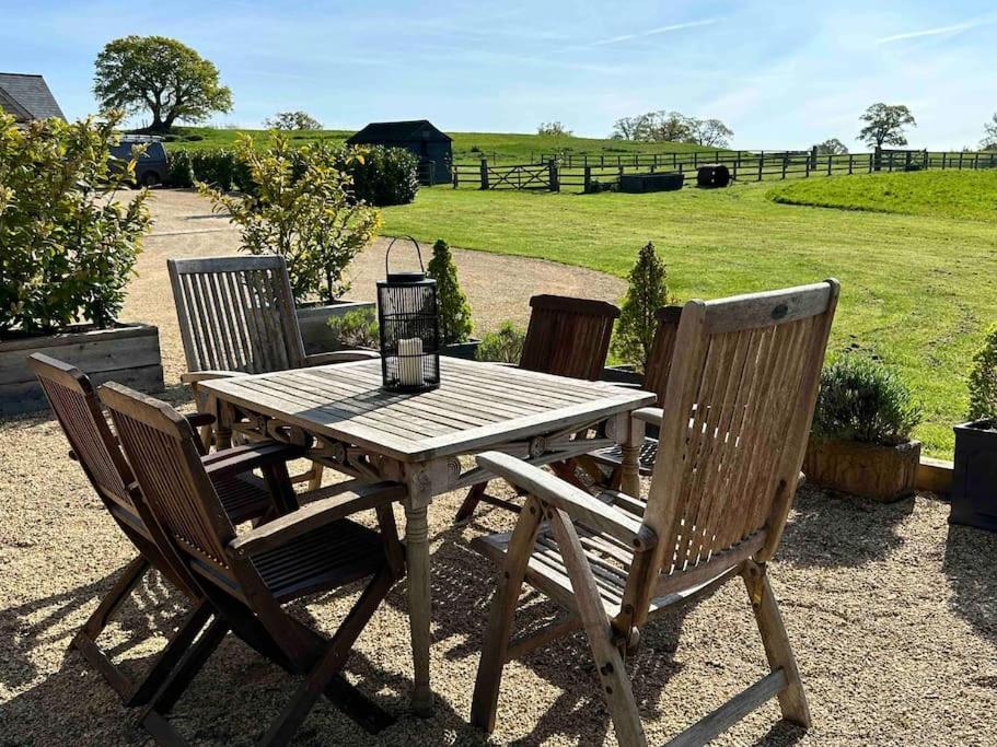Appartamento The Coach House Alderbury Esterno foto