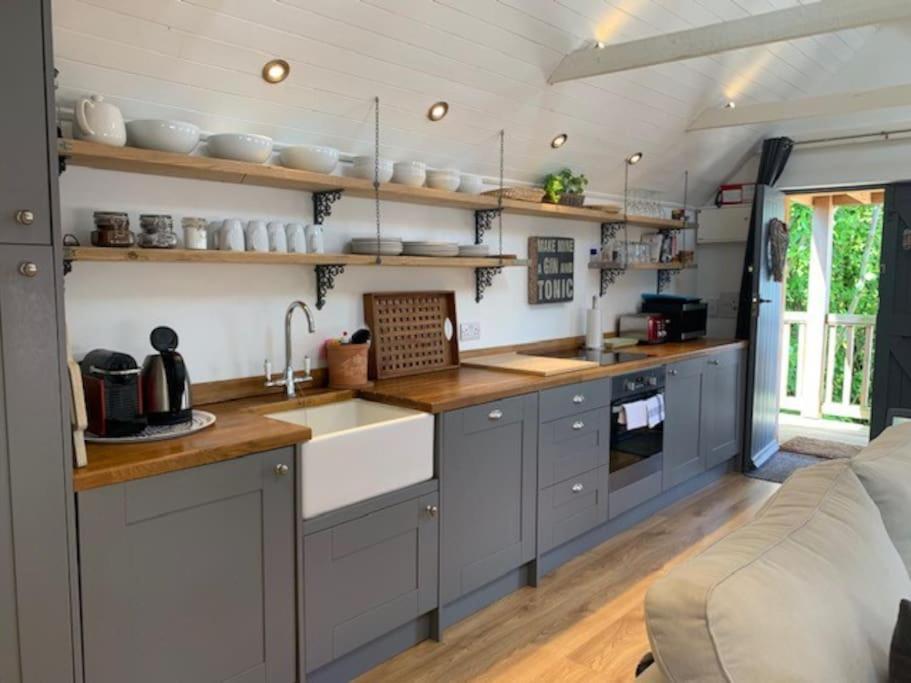 Appartamento The Coach House Alderbury Esterno foto
