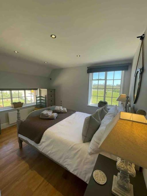 Appartamento The Coach House Alderbury Esterno foto