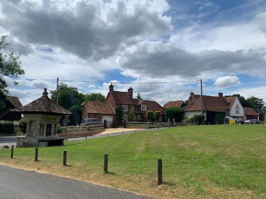 Appartamento The Coach House Alderbury Esterno foto