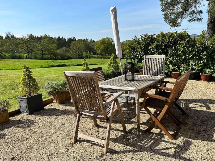 Appartamento The Coach House Alderbury Esterno foto