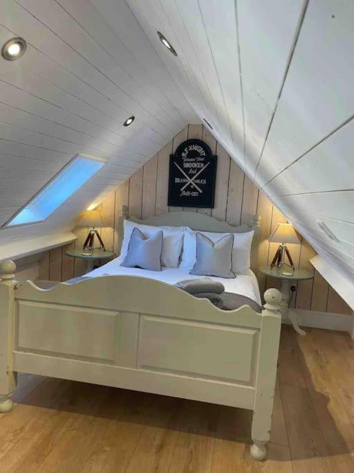 Appartamento The Coach House Alderbury Esterno foto